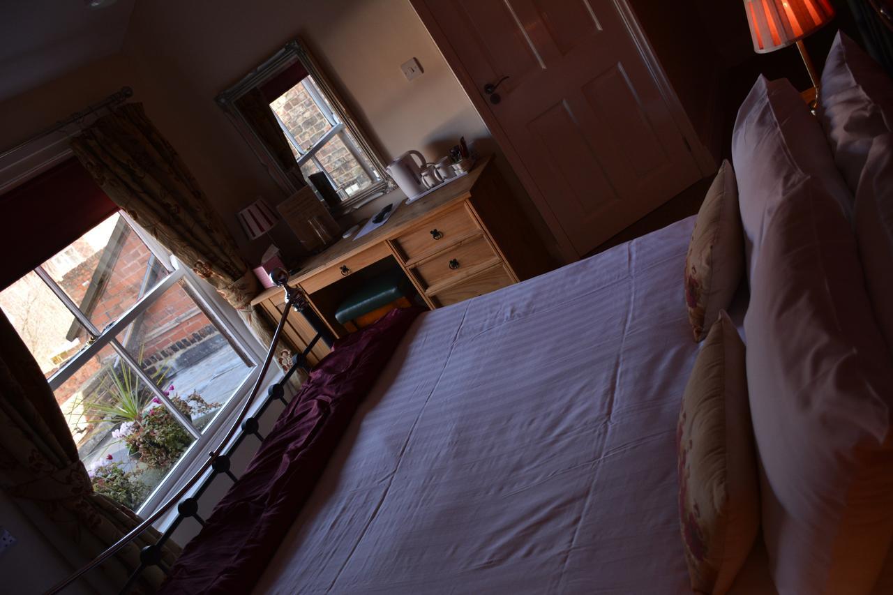 The Rose & Crown York Bed & Breakfast エクステリア 写真